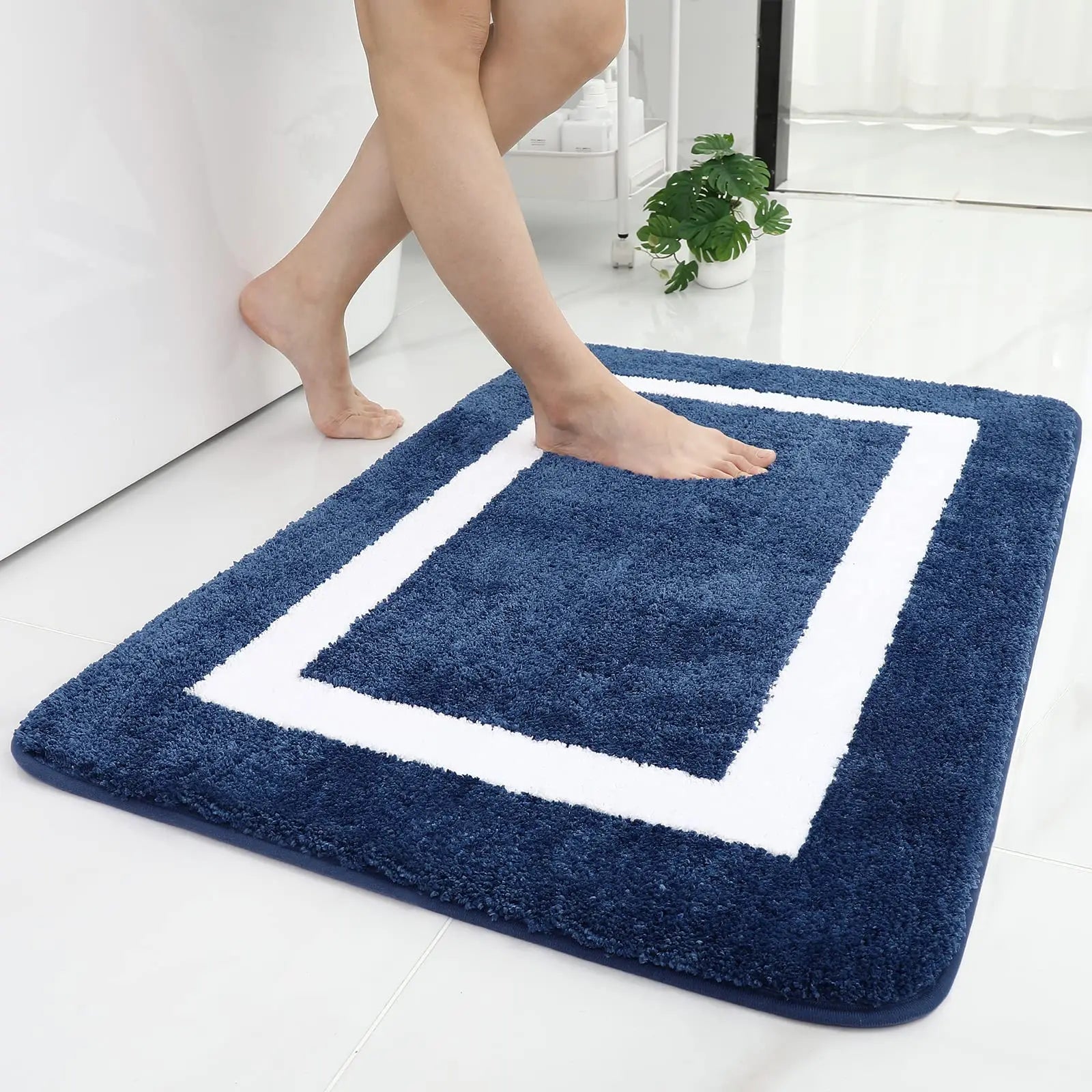 Tapis De Bain Carré Bleu - Mon Tapis Design